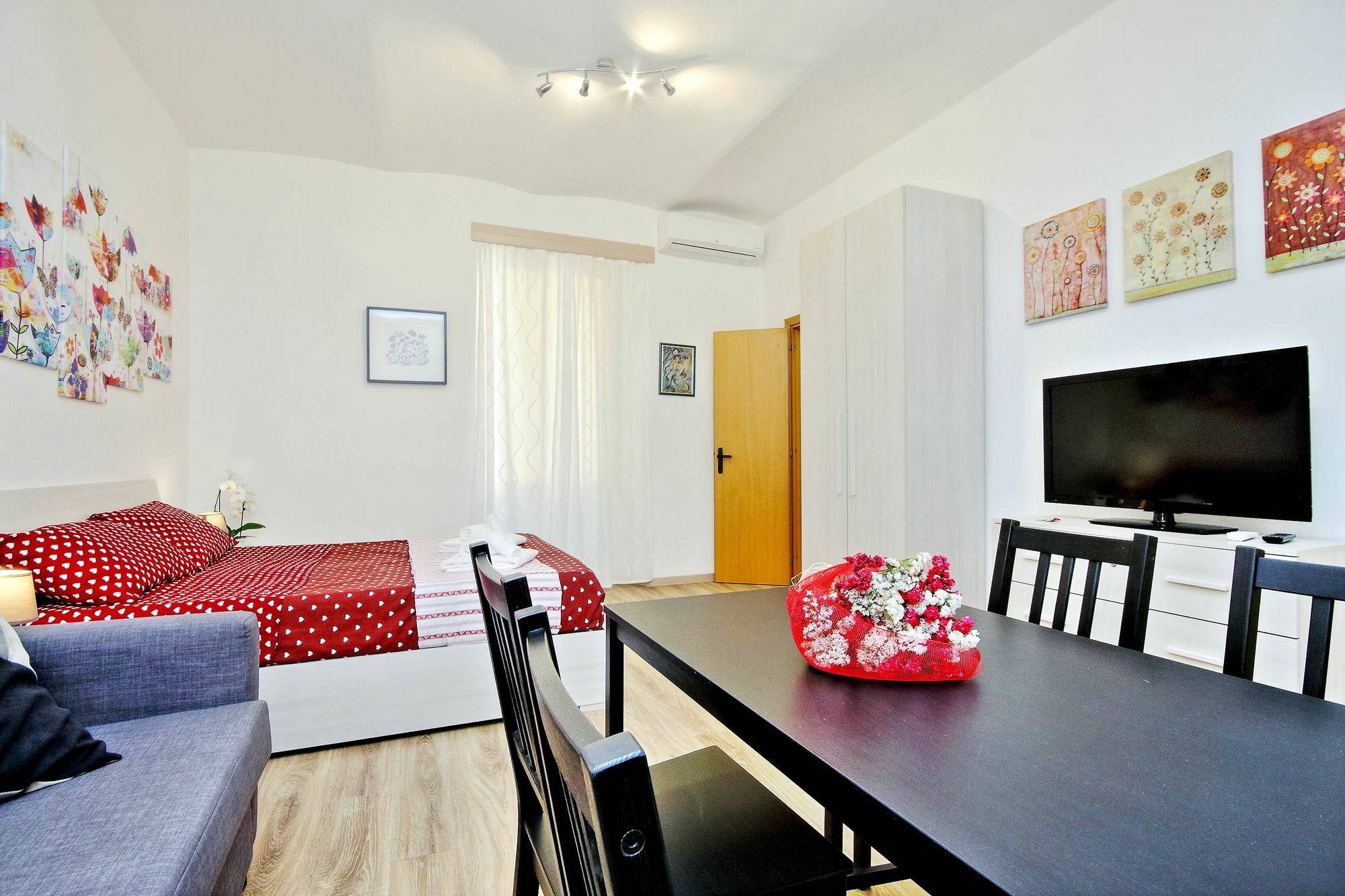 Holiday Rental San Lorenzo District ローマ エクステリア 写真