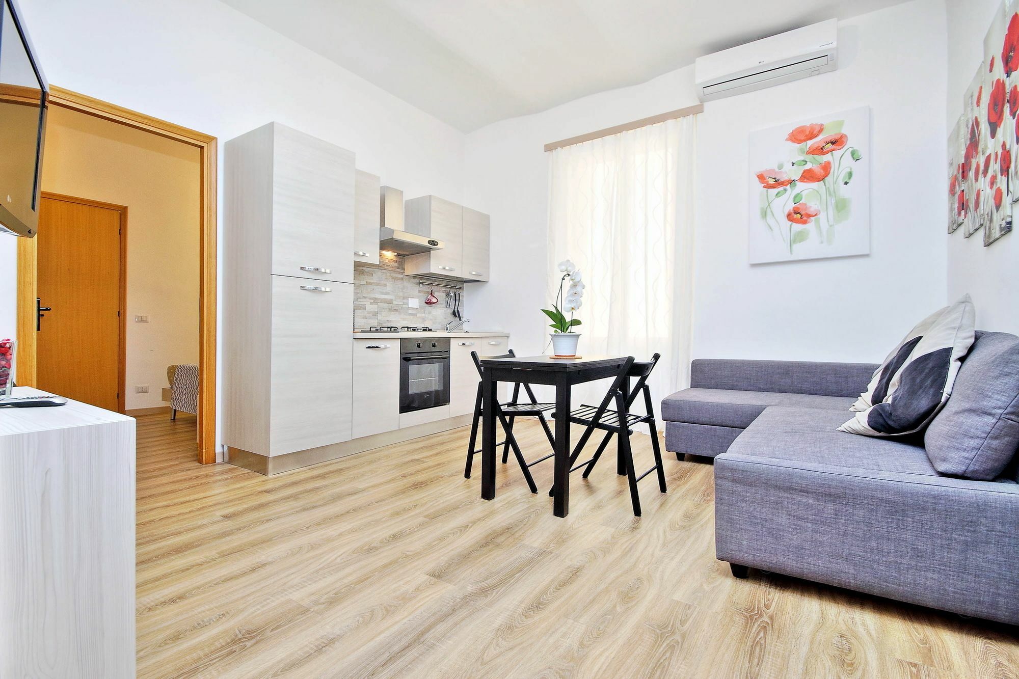 Holiday Rental San Lorenzo District ローマ エクステリア 写真